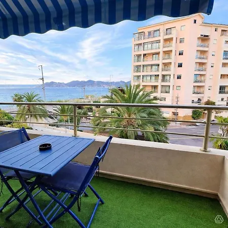 Cosy Sea View Cannes