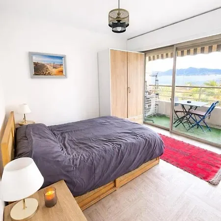 Cosy Sea View