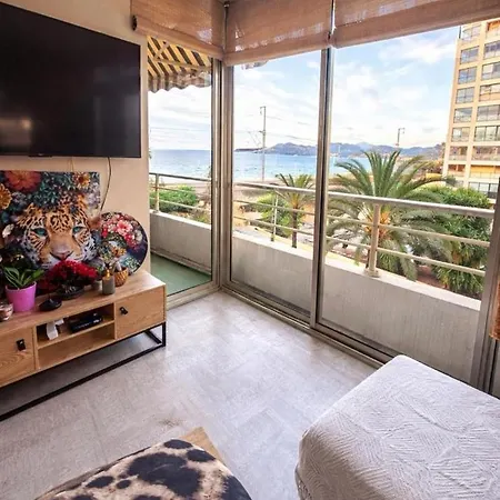 Cosy Sea View